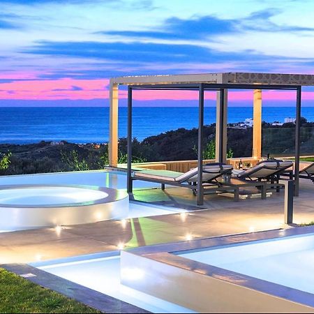 Mistral Suite Heated Pool 耶奥伊乌波利斯 外观 照片