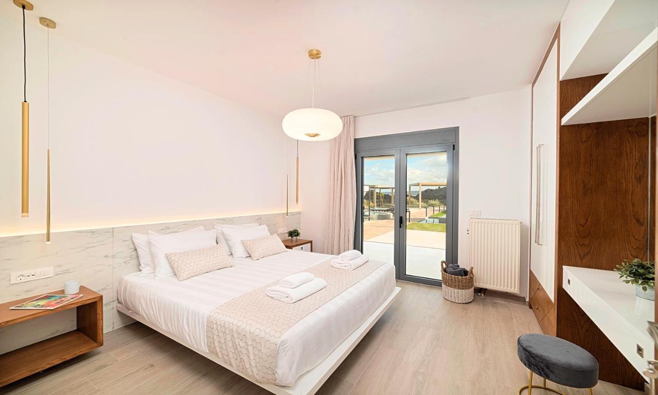 Mistral Suite Heated Pool 耶奥伊乌波利斯 外观 照片